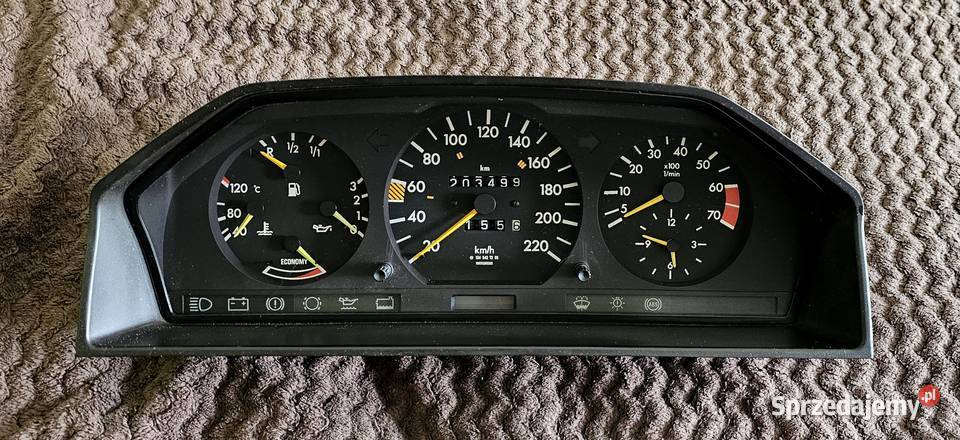 Mercedes Benz w124 licznikzegary Kańczuga