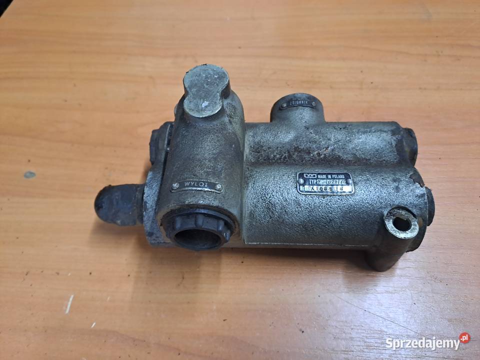 Zawór hydrauliczny Z102F Zawór PZL Hydral Z 102