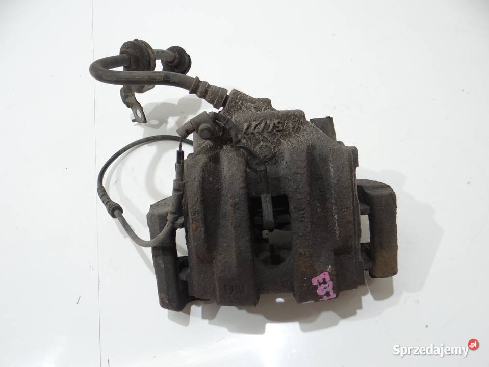 ZACISK HAMULCOWY LEWY PRZÓD BMW E87 204D4 osobowe Strzyżewice
