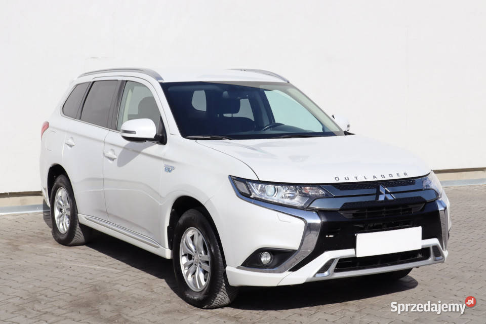 Mitsubishi Outlander 24 PHEV biały sprzedam