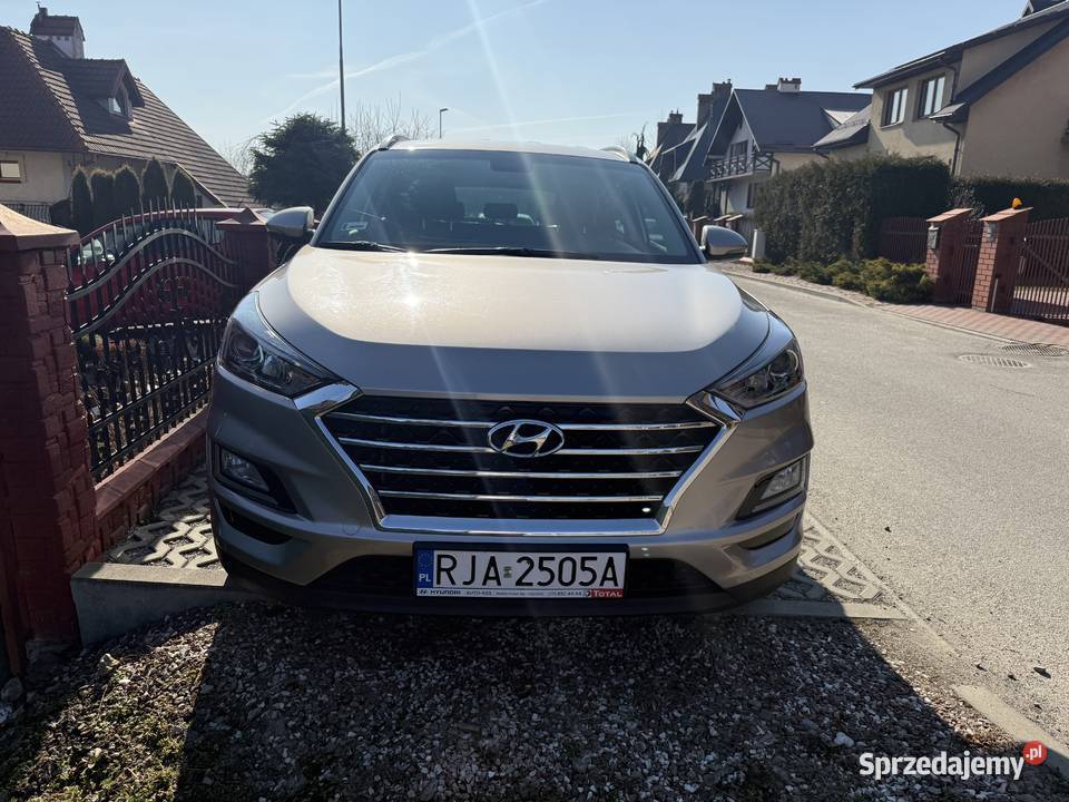 Hyundai Tucson 16 GDI BlueDrive Comfort lift Jarosław