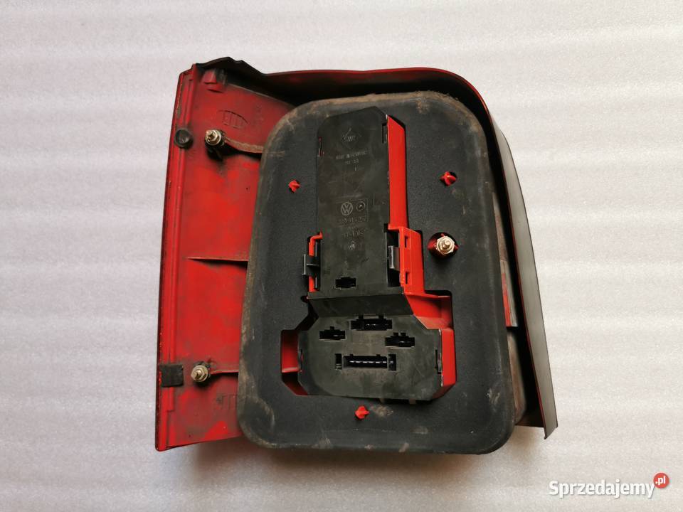 Lampa Prawy Tył Tylna Prawa VW Passat B5 Kombi mazowieckie Wyszków