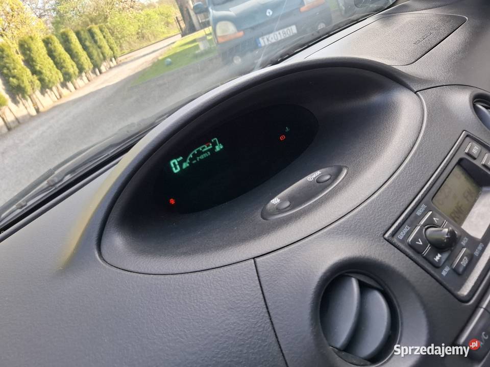 Toyota Yaris 14 d 2003 klimatyzacja świętokrzyskie Sandomierz