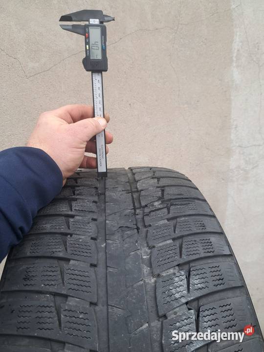 sprzedam opony zimowe 4 sztuki FALKENY bieżnik 21cale