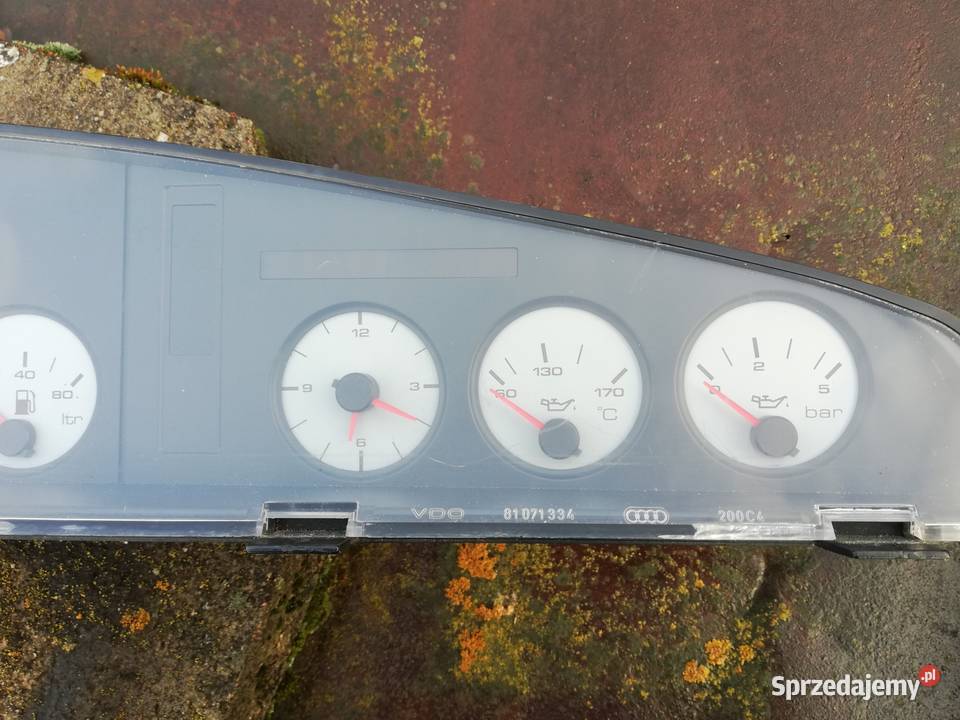 Licznik Audi S4 C4 Jacnia
