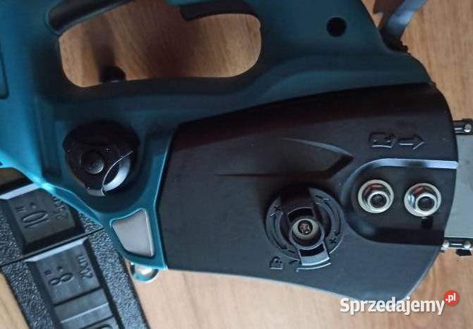 Piła łańcuchowa akumulatorowa 10 Piły łańcuchowe Przeworsk