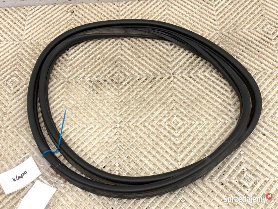 USZCZELKA KLAPY BAGAŻNIKA OPEL GRANDLAND SUV