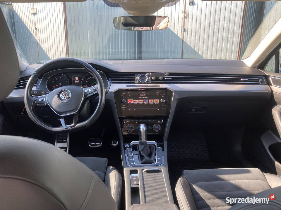 Volkswagen Passat 15 TSI EVO Highline DSG Pniewy