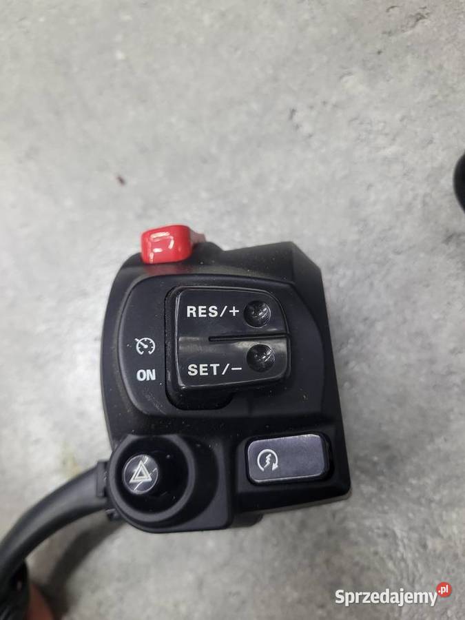 Triumph Tiger 1200 OE przełącznik prawy włącznik wielkopolskie Nowy Tomyśl