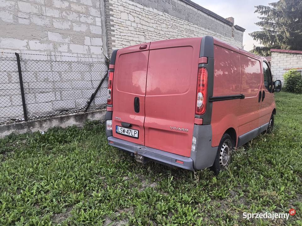 Vivaro 2008 Uszkodzony silnik Markuszów sprzedam