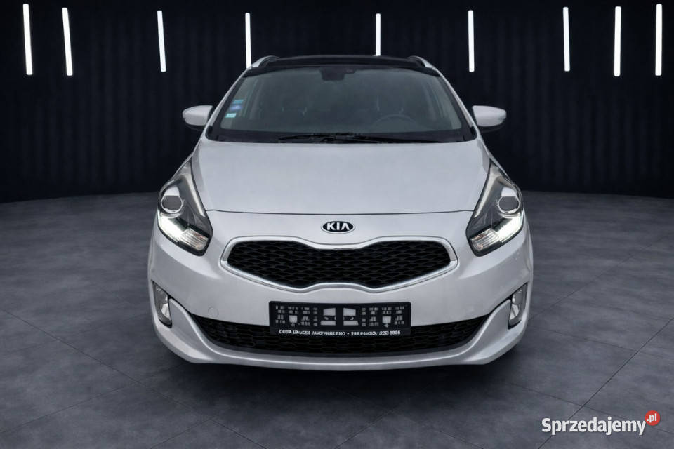 Kia Carens 16 benzynakamera cofaniaopłacona IV Rok produkcji 2013 małopolskie Żabno