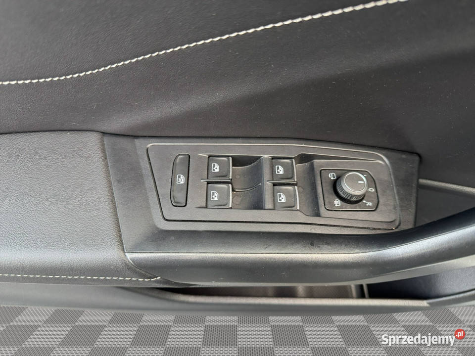 Volkswagen TRoc GD1G97715 TSI Style DSG Podgrzf Pępowo