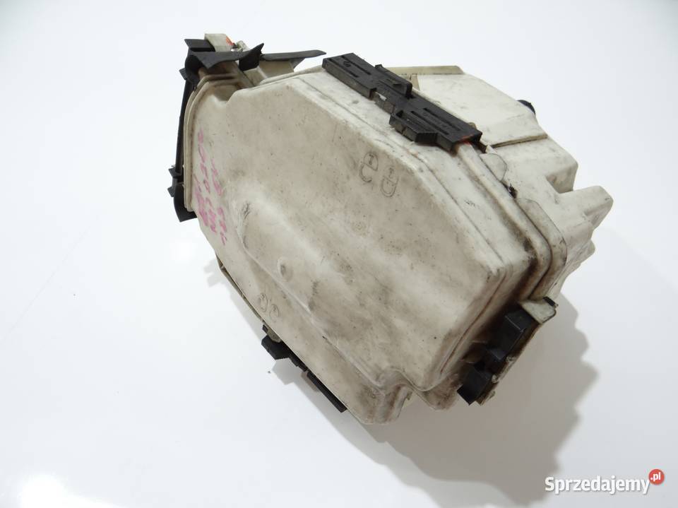 SKRZYNKA BEZPIECZNIKÓW BMW E81 N47D20C 7544575 Skrzynki bezpieczników Strzyżewice