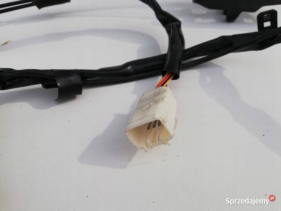 ZAMEK DRZWI TYŁ LEXUS RX300 Nowy Tomyśl