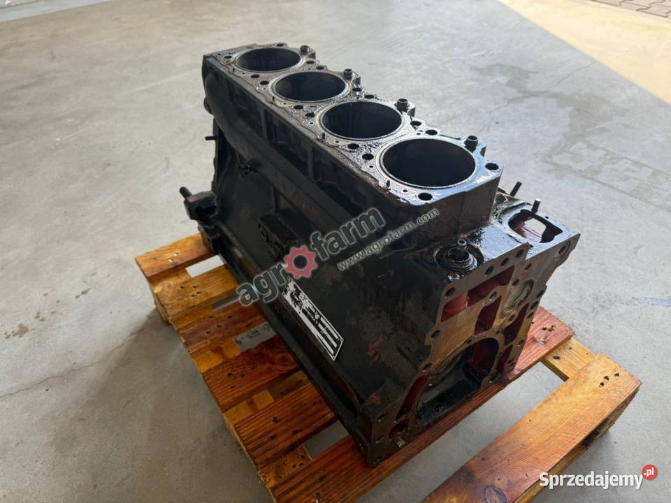 Blok silnika Lamborghini 67470N 77480N Byków sprzedam