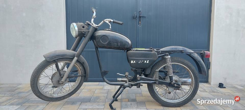 WSK 175 Kobuz 125 4 3 Grochowalsk