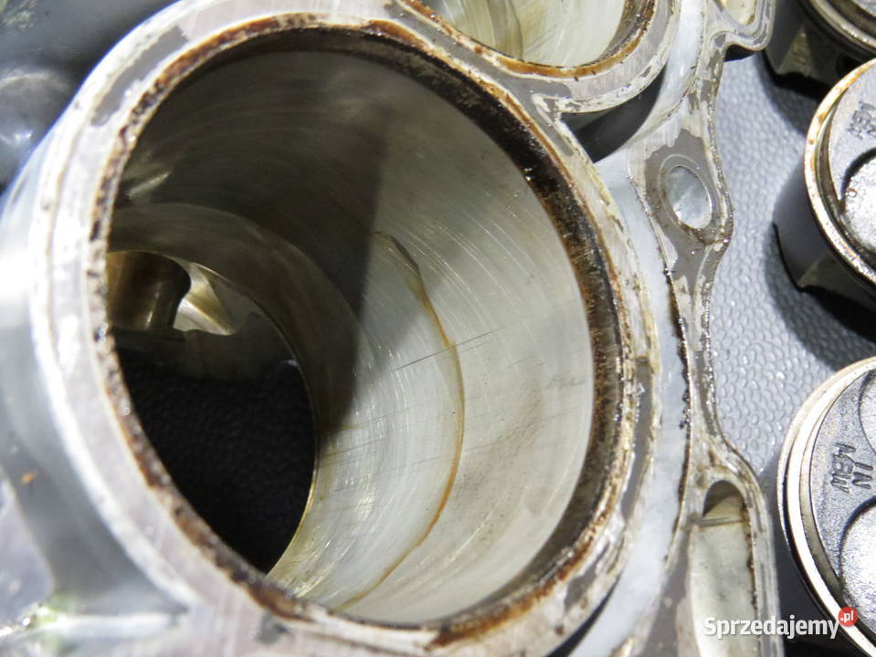 HONDA CBR 600 SC35 01 CBR600 BLOK KORPUS SILNIKA Kartery Gdańsk