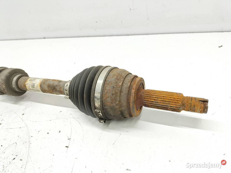PÓŁOŚ PRAWY PRZÓD 16 CRDI 115 49501G4400 Hyundai Półosie