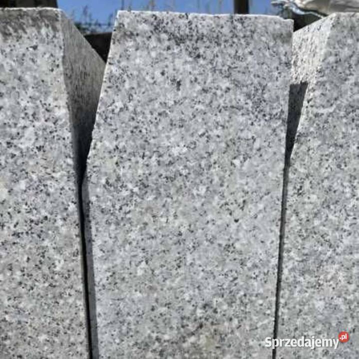 KRAWĘŻNIK DROGOWY GRANITOWY 15x30 Płomieniowany