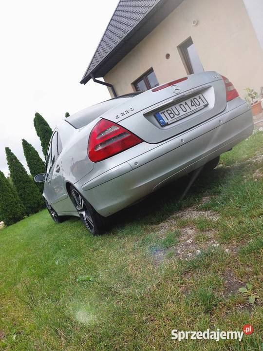 Mercedes Benz W211 2003r świętokrzyskie