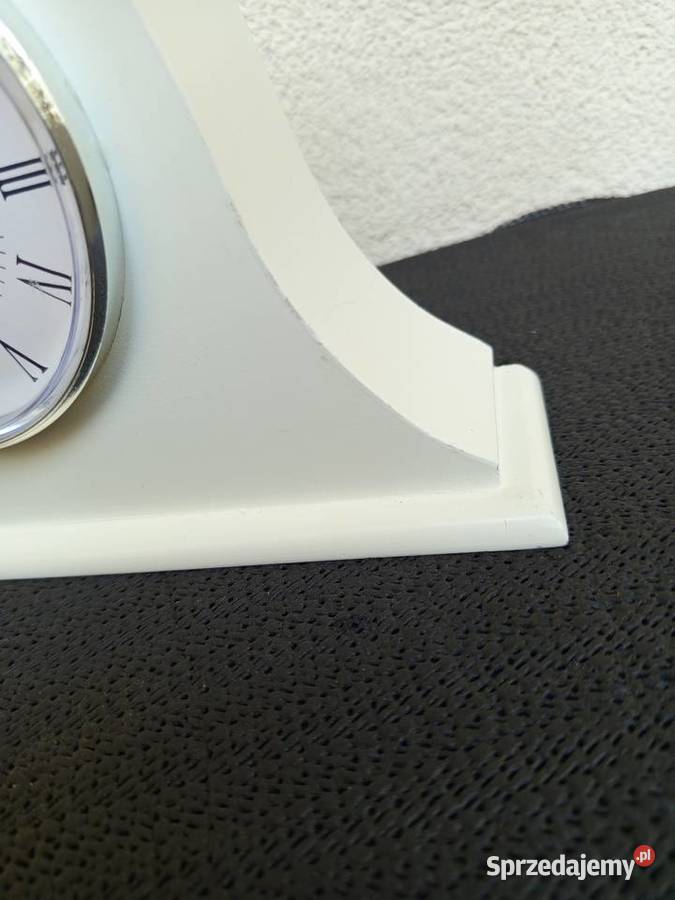 Zegar kominkowy Biały stylizowany oprawiony w mazowieckie