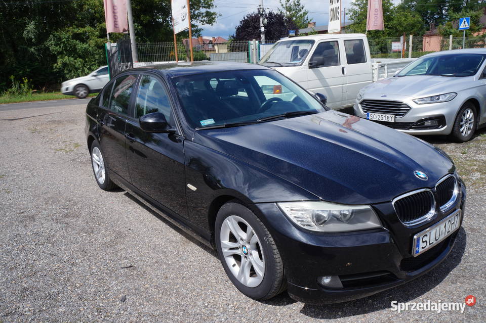 BMW 318 I 2009 zarejestrowany śląskie Częstochowa