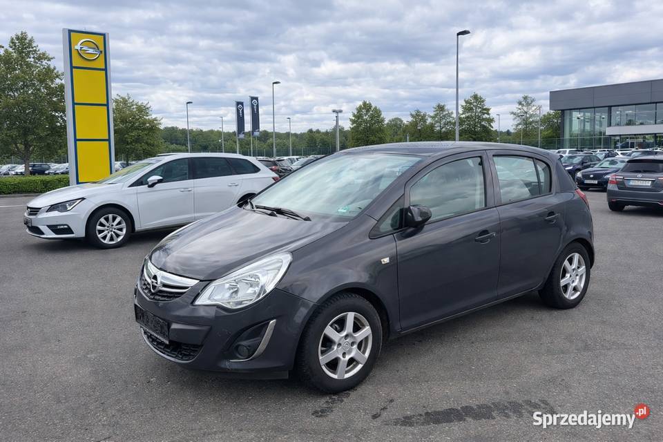 Opel Corsa D 12 Benzyna Klima radio sprzedam