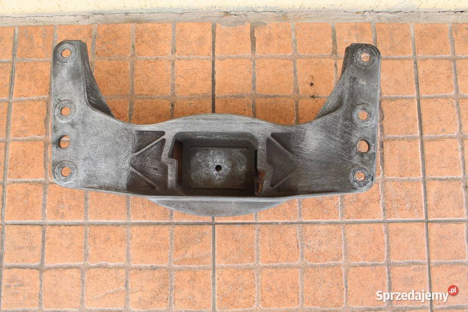 ŁAPA WSPORNIK SKRZYNI BIEGÓW BMW E61 30D 6761106
