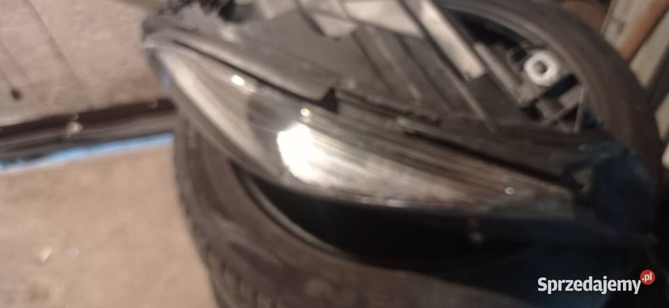 Lampa przednia prawa Mercedes W176 A klasa Prawe wielkopolskie Witaszyce