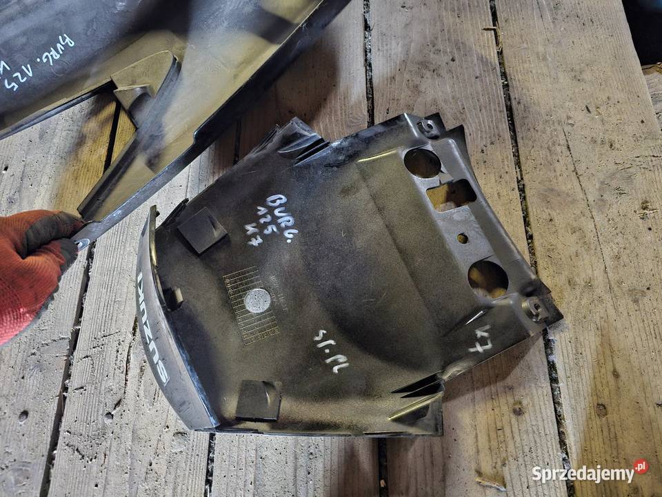 Suzuki Burgman 125 K7 plastik plastiki tylne Jelenia Góra