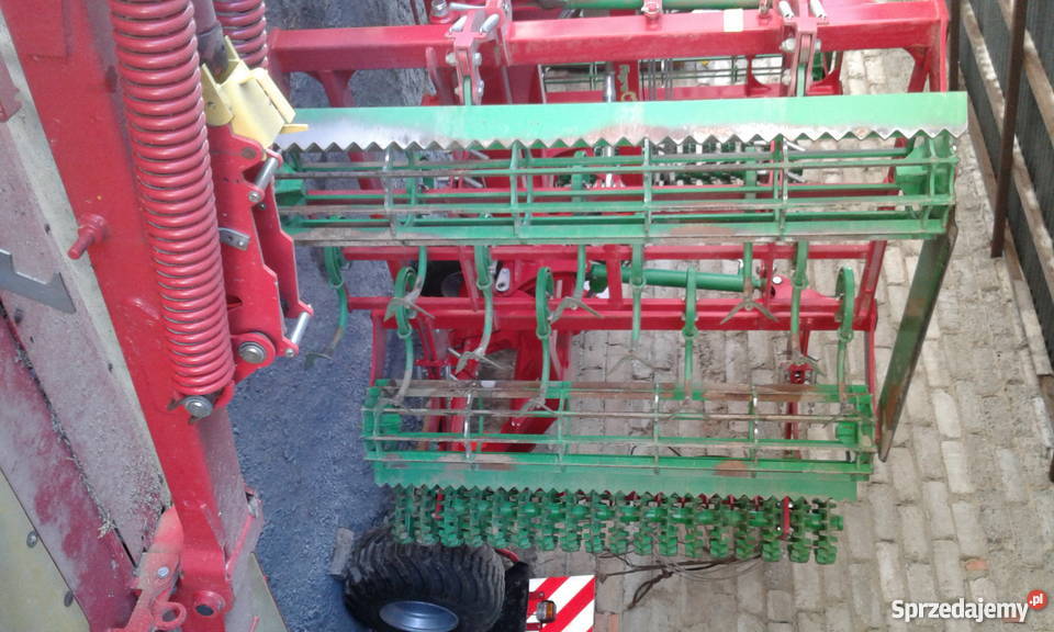 AgroTom Kompaktor Gostomia