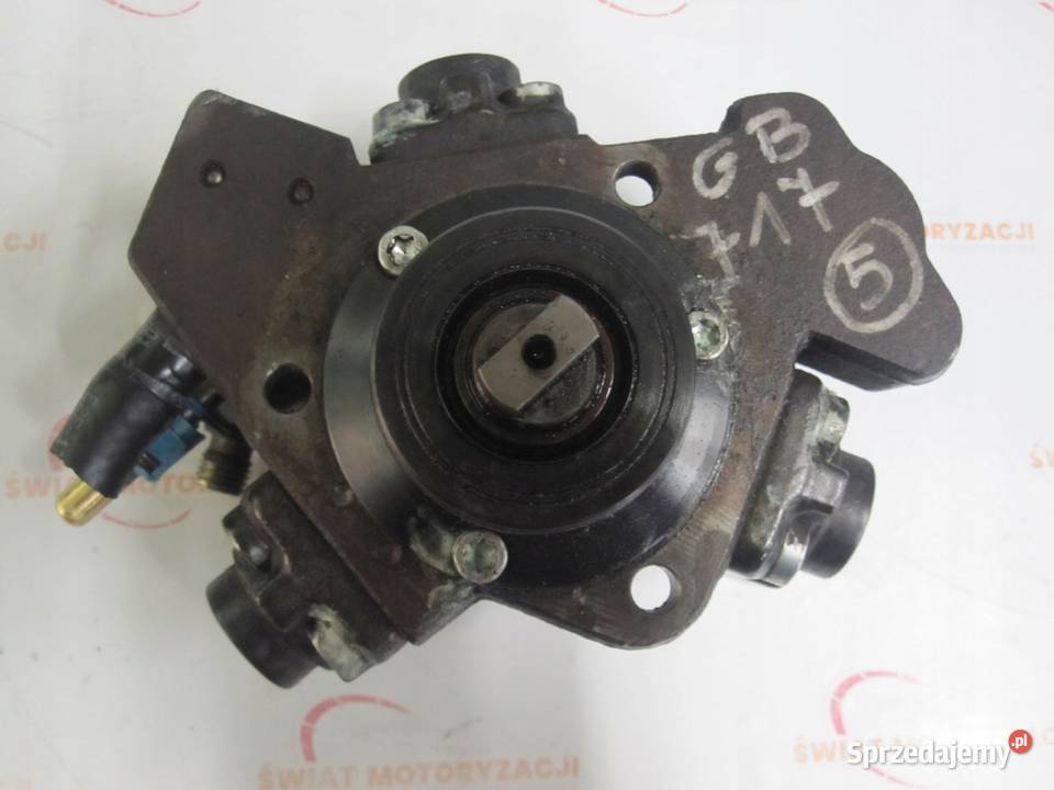 CORSA 13 CDTI 75 14r pompa wtryskowa 55572537 Kielce