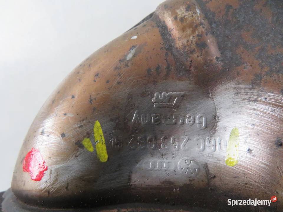 KOLEKTOR WYDECHOWY AUDI A4 B6 30 ASN 06C253031H osobowe