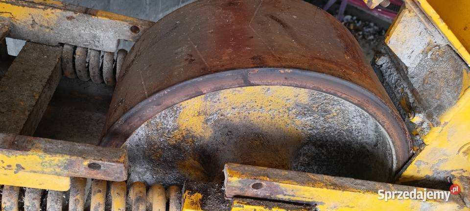 Gniotownik do zboża Piątkowa sprzedam