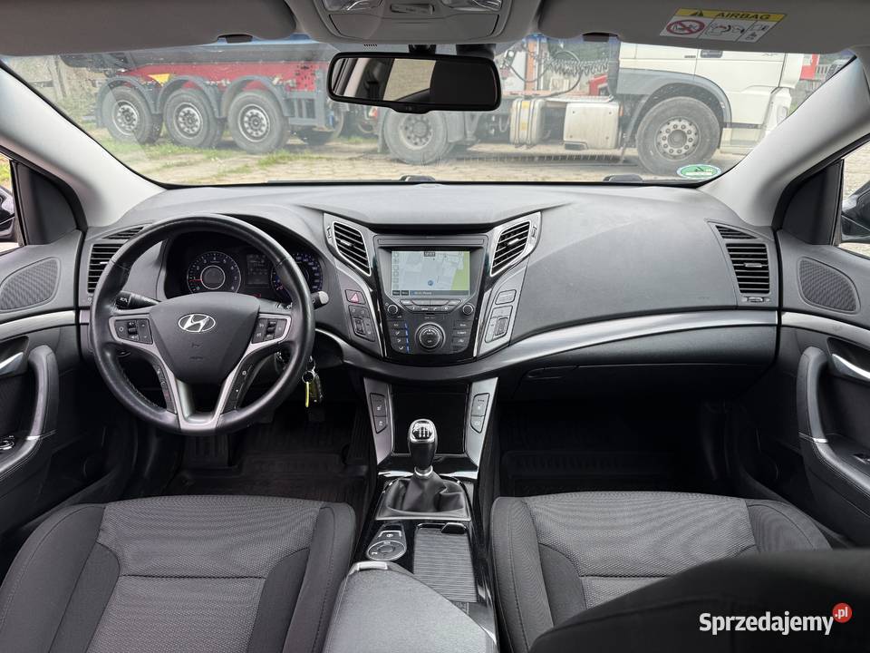 Hyundai i40 16 BENZYNA Klimatronik Nawigacja Konin