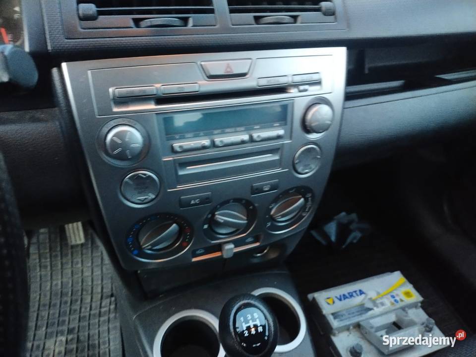 Samochód osobowy Mazda 2