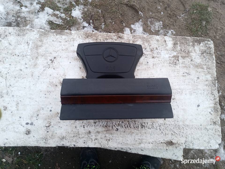 Sprzedam części Mercedes W124 części blacharskie Kozłów Biskupi sprzedam