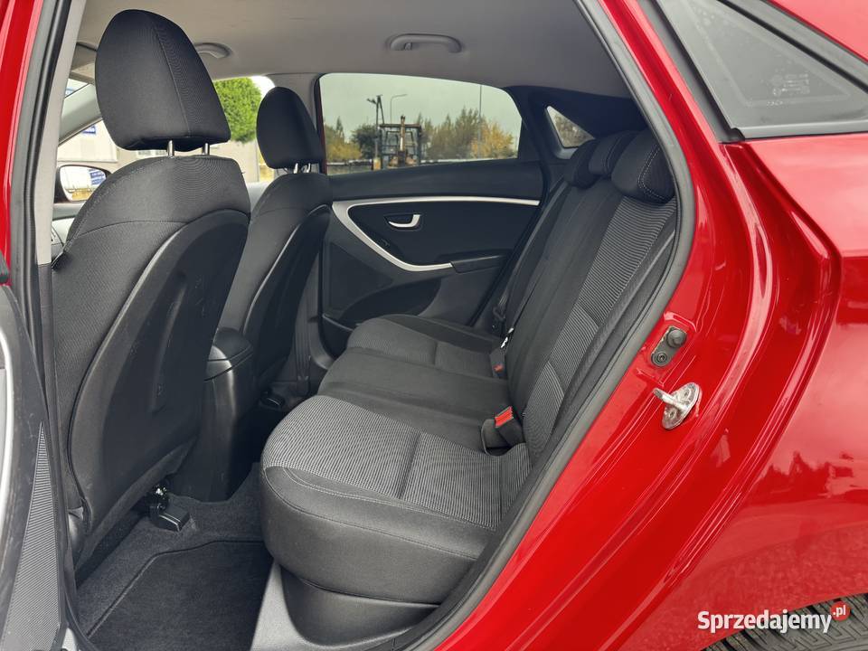 Hyundai i30 14 BENZYNA Klimatyzacja Nawigacja poduszka powietrzna Konin sprzedam