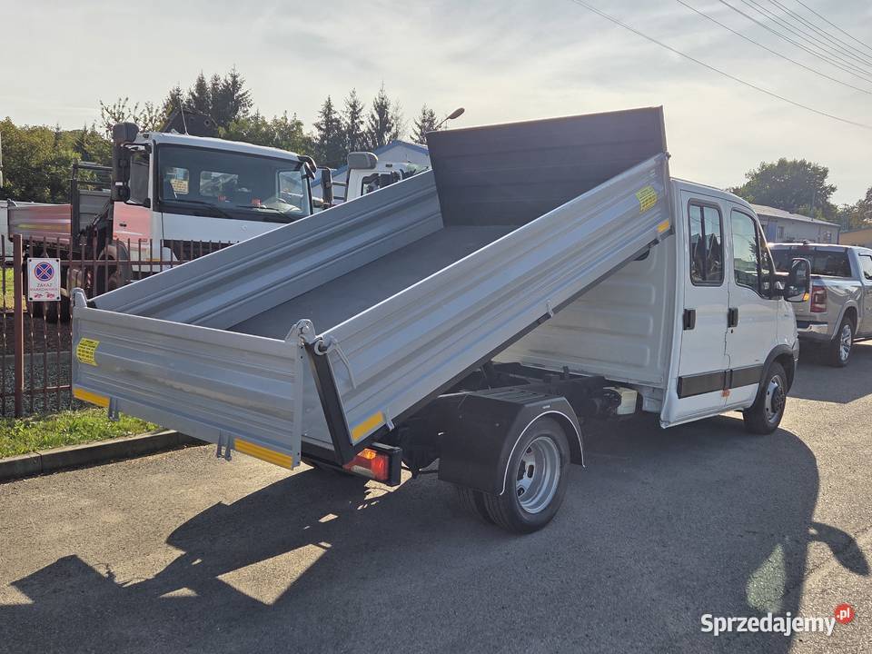 IVECO DAILY 35C12 Doka 7 osób Kiper 3m Pilot