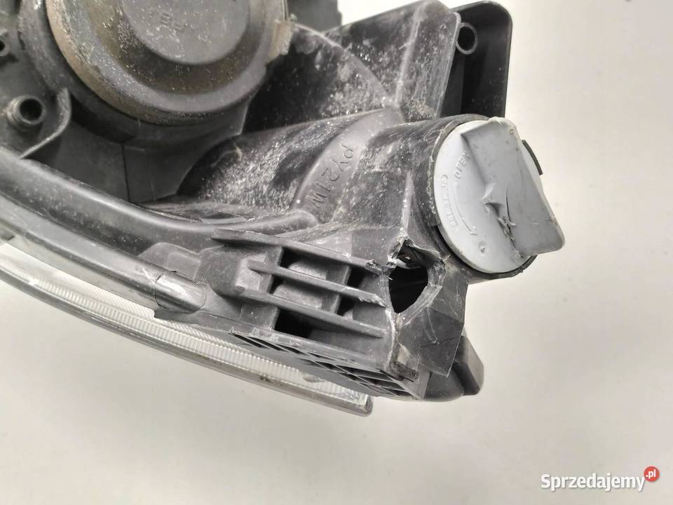 LAMPA PRZÓD PRAWA EUROPA ET7613W029AK Ford