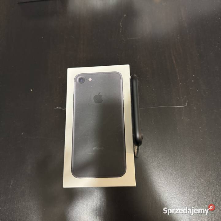 iPhone 7 32GB Czarny 85 baterii Stan Szkło sprzedam