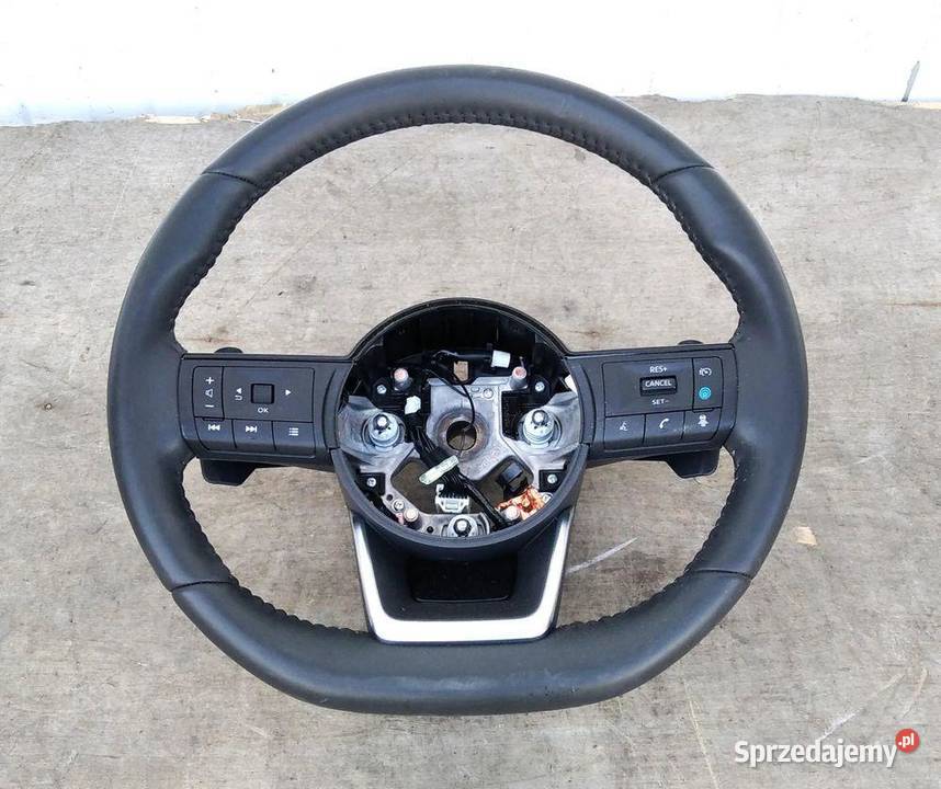 NISSAN QASHQAI J12 KIEROWNICA Kierownice