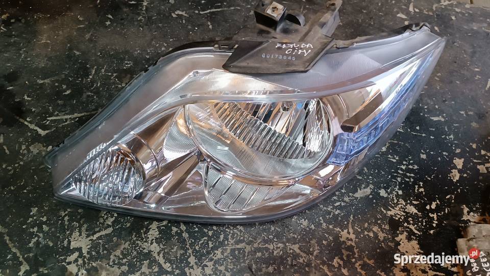 Lampa przód przednia Honda City IV lift sprzedam