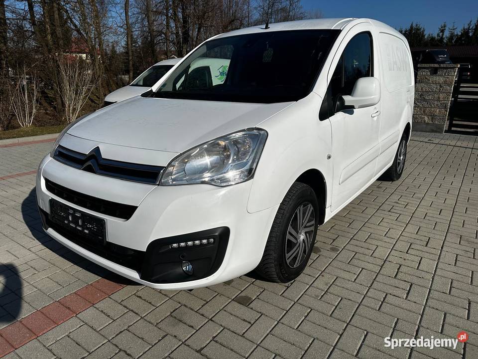 CITROEN BERLINGO 2017r 16 100 ZADBANE AUTO nieuszkodzony sprzedam