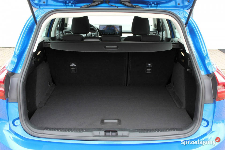 Ford Focus SalonPL FV23 Titanium PakWinter 125 Kombi mazowieckie Sokołów