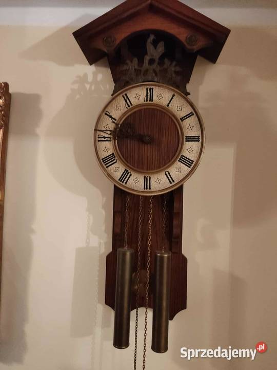 stary zegar ścienny z daszkiem Gorzów Wielkopolski