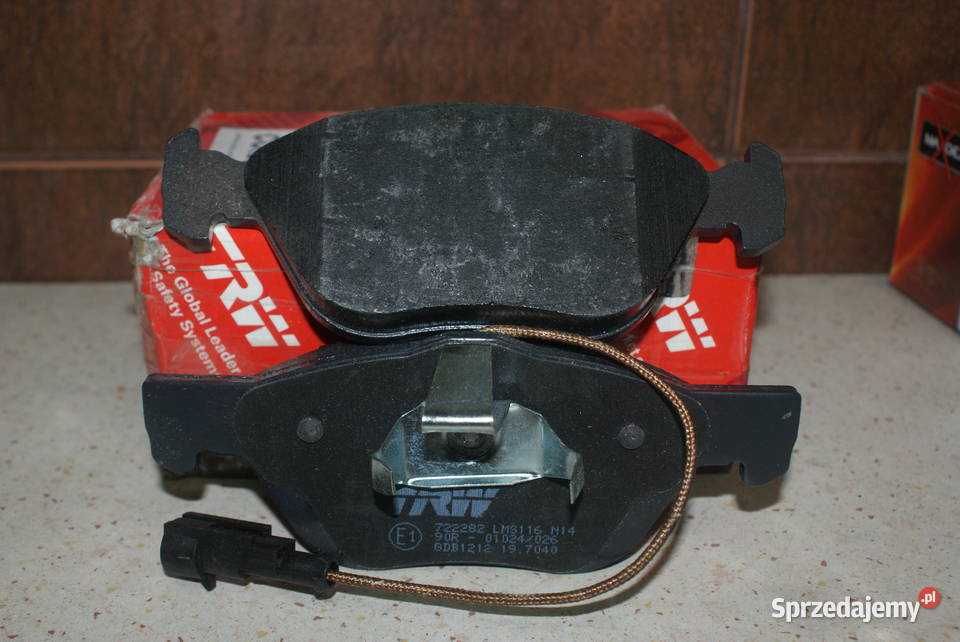 GDB1212 TRW KLOCKI HAMULC FIAT MAREA 20 20V 96 Białobrzegi