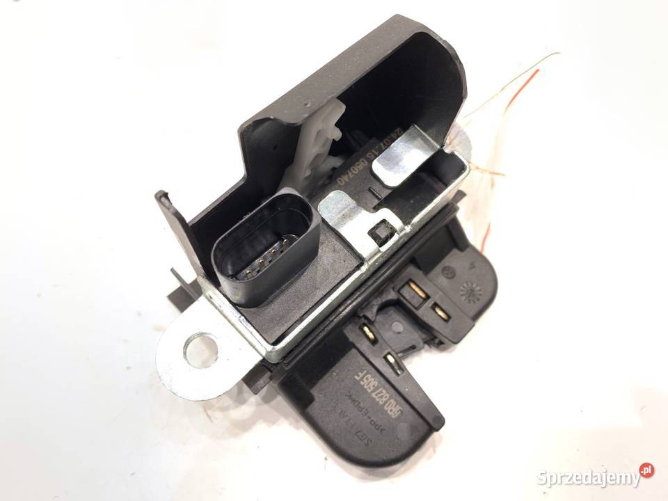 ZAMEK KLAPY TYŁ VW POLO V Hatchback 6R0827505F