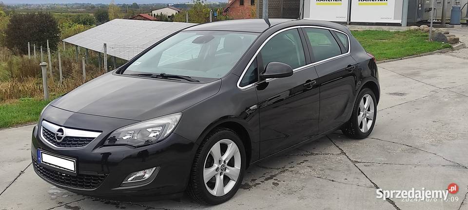 Opel Astra 14 benzyna wersja sport 4/5 świętokrzyskie