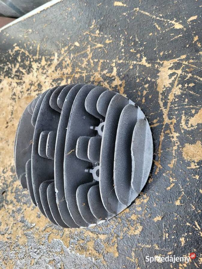 GŁOWICA CYLINDRA TRIUMPH TWN